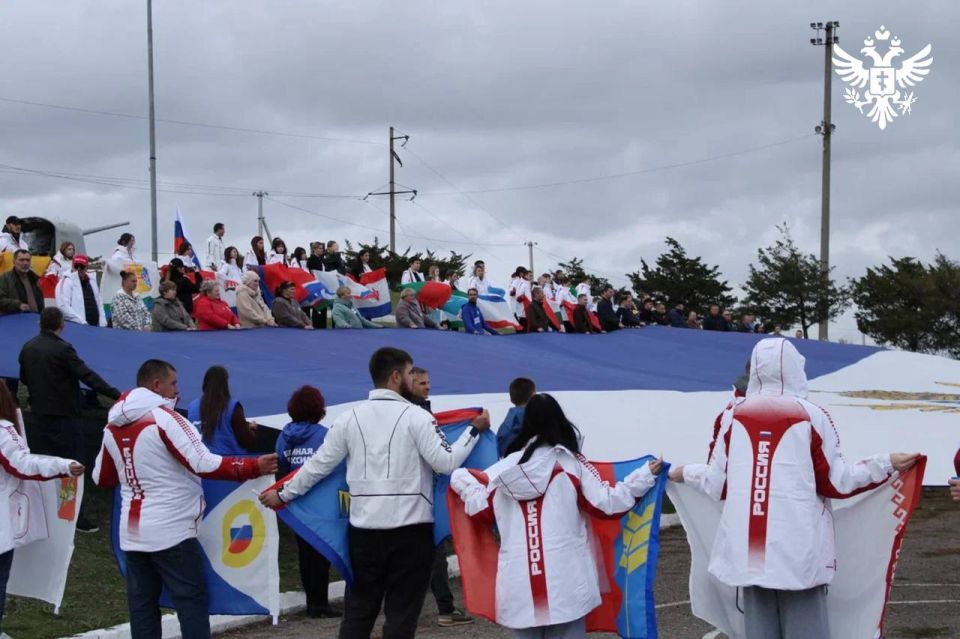 800-�������� ���� ���������� ������� ���������� �� ��� ��������� ��������