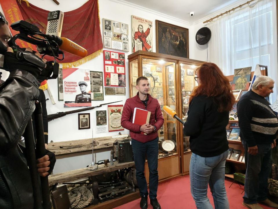 Александр Дудка: Скадовск помнит: Встреча в краеведческом музее ко Дню освобождения