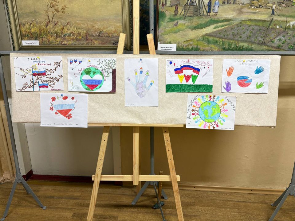 В Новой Каховке подвели итоги конкурса рисунков