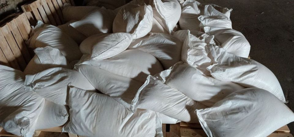 С сентября по октябрь малоимущим жителям Каховского округа, проживающим в прифронтовой зоне, было выдано 78 тонн гуманитарной помощи