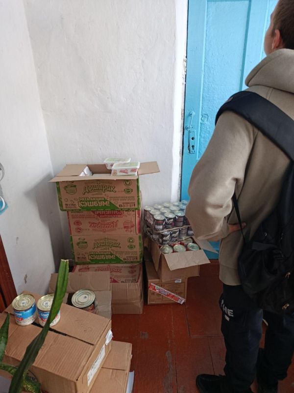Меценат из Мордовии передал гуманитарную помощь учащемуся Каланчакской школы