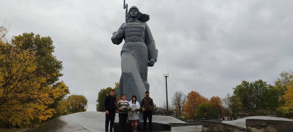 День 105-летия Каховского плацдарма и День памятника «Девушка в шинели»