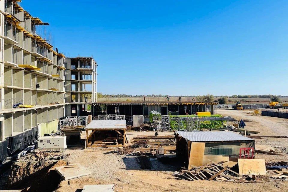 В Скадовске строят ЖК «Белые пески»