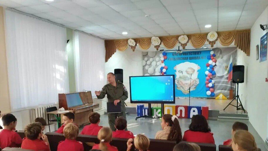 Для школьников Скадовска провели экоурок «Взаимоотношение животных и человека»