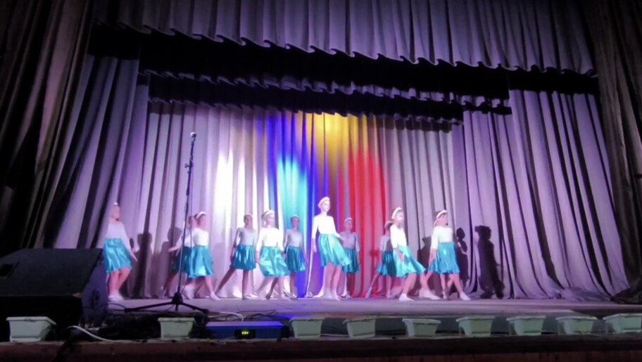 В Алешках ко Дню народного единства прошел концерт «Многонациональная Россия»