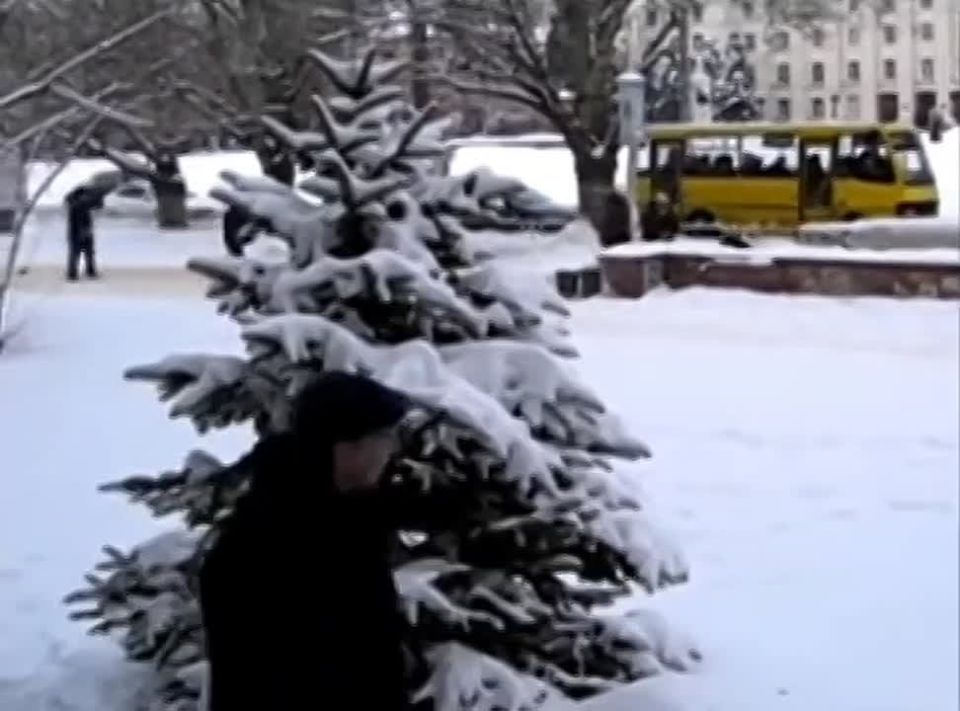 Херсон 2010 год - без нацистской гидры, без кастрюль на головах, без злобы друг к другу