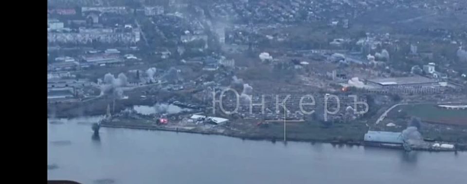 Серия ударов по Херсону.. @belarusian_silovik