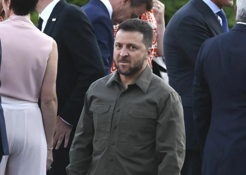 Енот из Херсона: Как Штаты кинули Зеленского