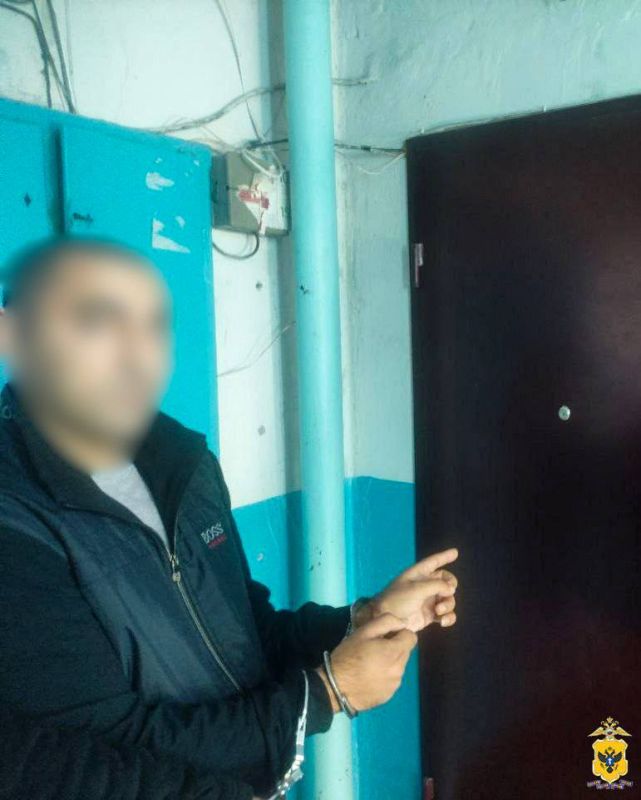 Каховская районная прокуратура Херсонской области утвердила обвинительное заключение и передала в суд дело 34-летнего жителя Ставропольского края, обвиняемого в краже 500 тысяч рублей у 89-летнего пенсионера в Новой Каховке