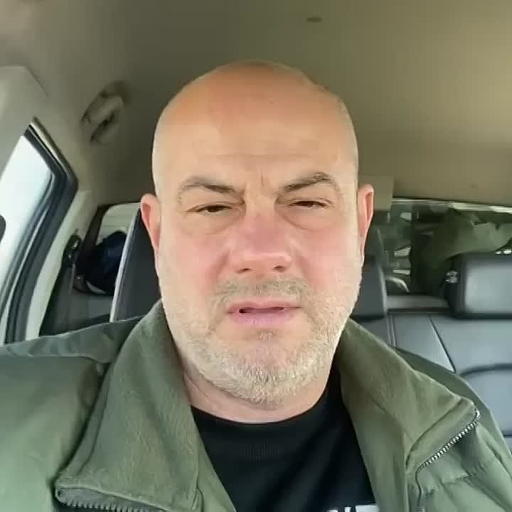 Помощь детям.. Сегодня наш груз - особенный. Едем в Скадовский район, чтобы доставить детское питание в эвакуированный интернат, который был эвакуирован из-под обстрелов. Сейчас жизнь ребятни налаживается. Наша помощь -...