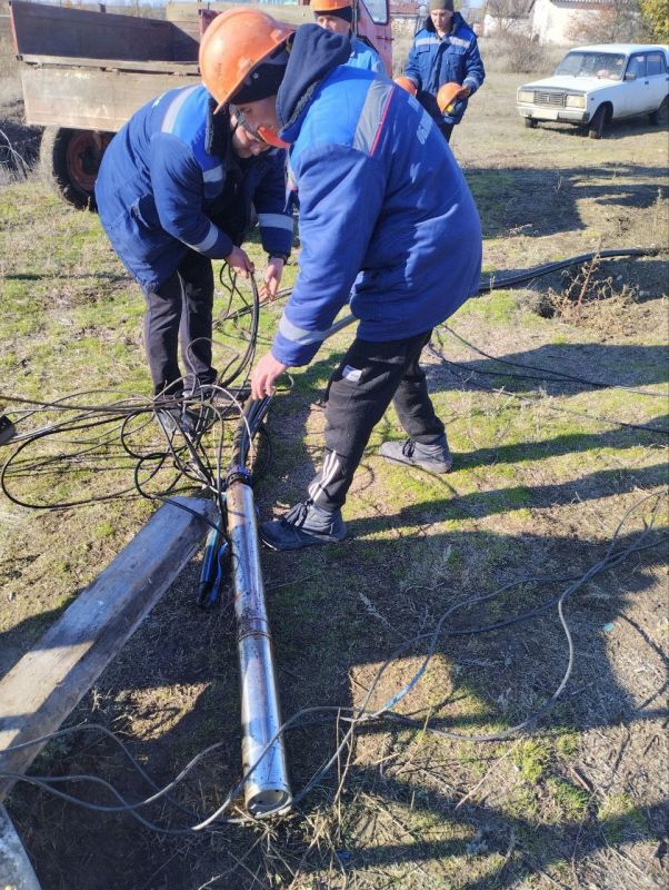 Специалистами Верхнерогачикского ТПУ проведен комплекс аварийно-восстановительных работ, направленных на обеспечение бесперебойной работы систем водоснабжения округа