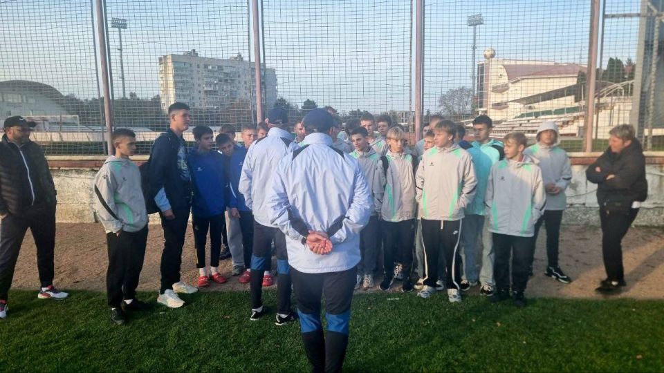  U-15   &quot;&quot;     &quot;&quot;       