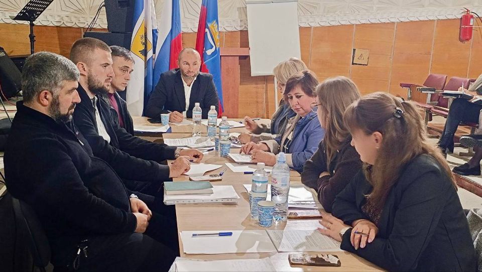 Председатель Совета депутатов принял участие в совещаниях Главы округа с руководителями предприятий и учреждений