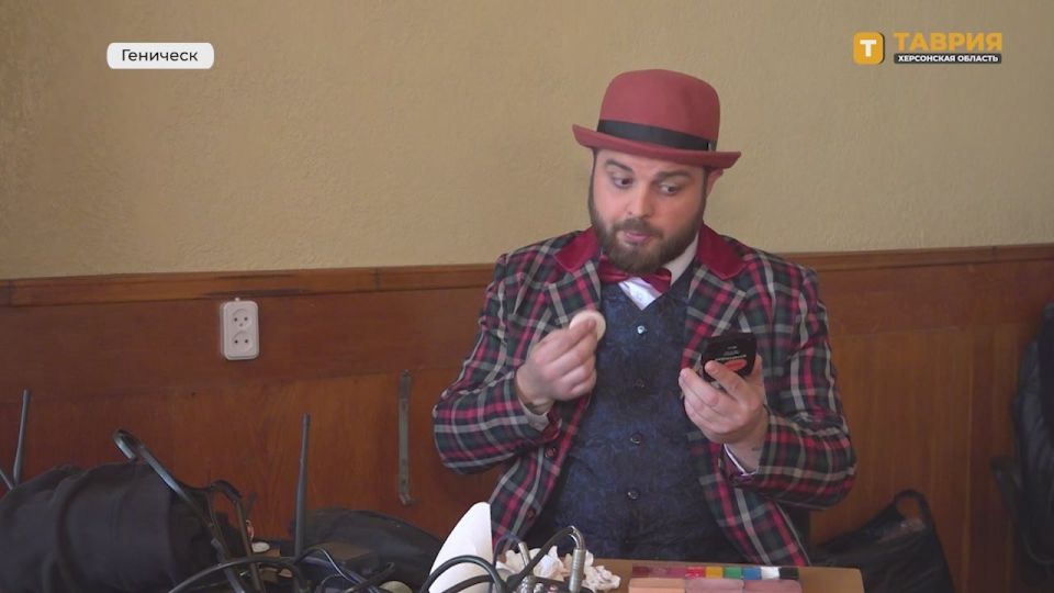 Спектакль "Семейное счастье" представили херсонские актеры для жителей Геническа