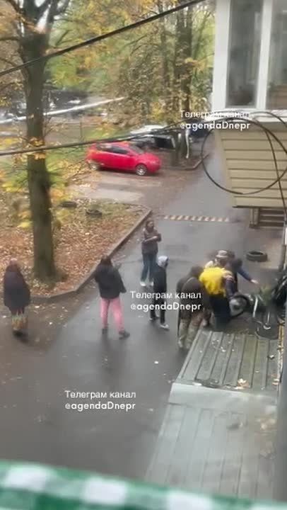 � "����������" ������������ �������������� "�����������"