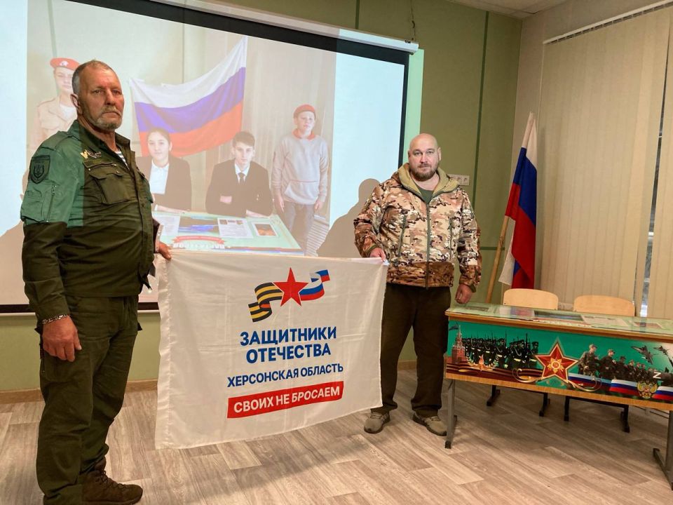 Ветераны СВО открыли «Парту Героя» в Генической школе