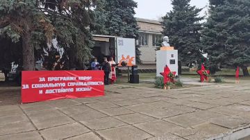 Рамиль Замалетдинов: Ученик Вадимской школы прочел стихотворение Демьяна Бедного, «Ленин-с нами!»