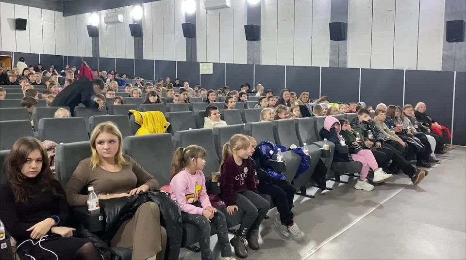 Предпоказ фильма «Яга на нашу голову» - первое большое событие в обновленном кинотеатре «Россия»