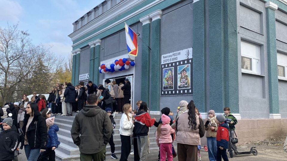 Херсонские дети первыми увидели новую российскую сказку