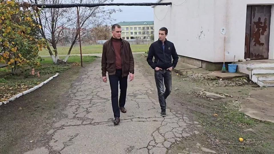 Рамиль Замалетдинов: С рабочим визитом посетил Новоалексеевскую школу № 1 Генического района