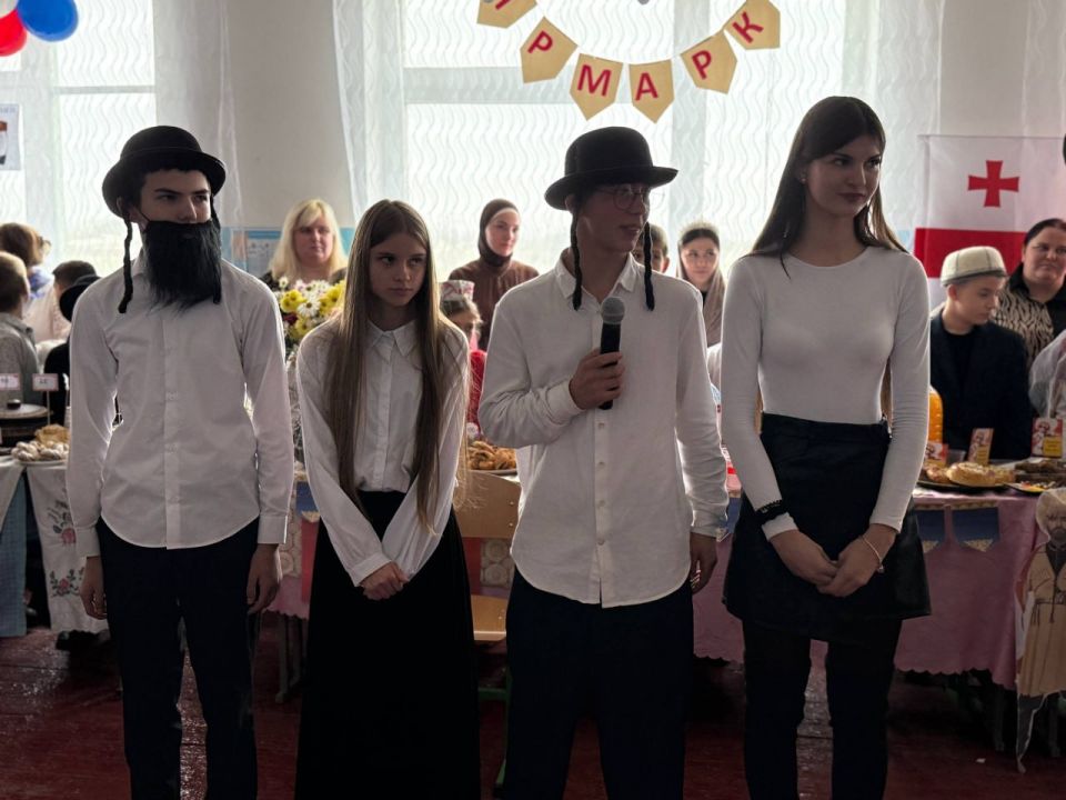 В Хлебодаровской школе отметили День народного единства!