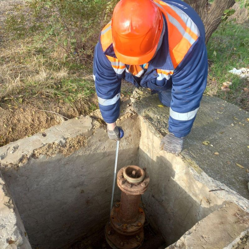 Бригада рязанского водоканала провела инспекцию пожарных гидрантов в Чаплинском округе