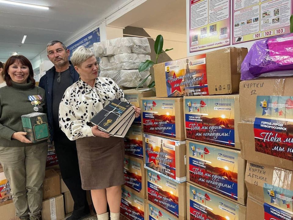 Доброта в действии: образовательные учреждения Алешкинского района получили гуманитарную помощь