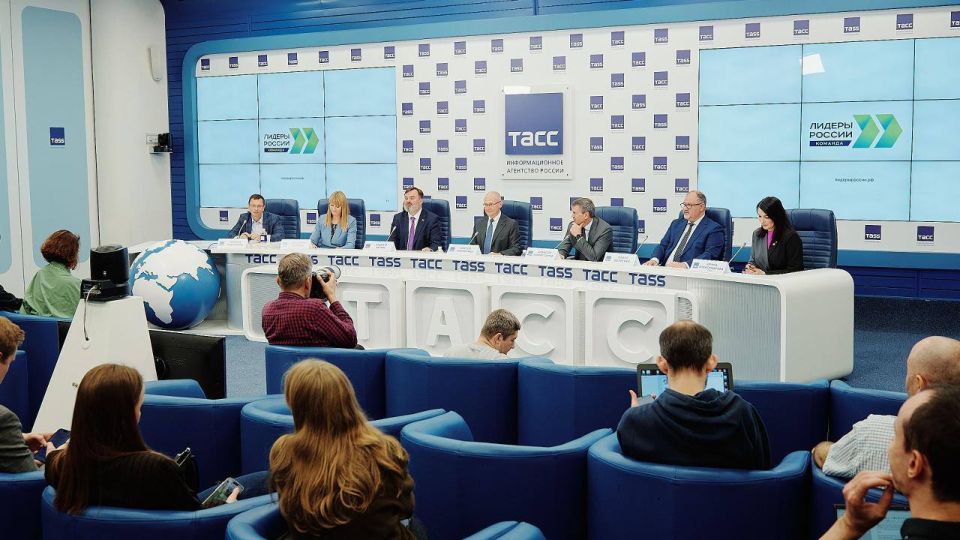 ������ �������� � ���������� � ����� ������������