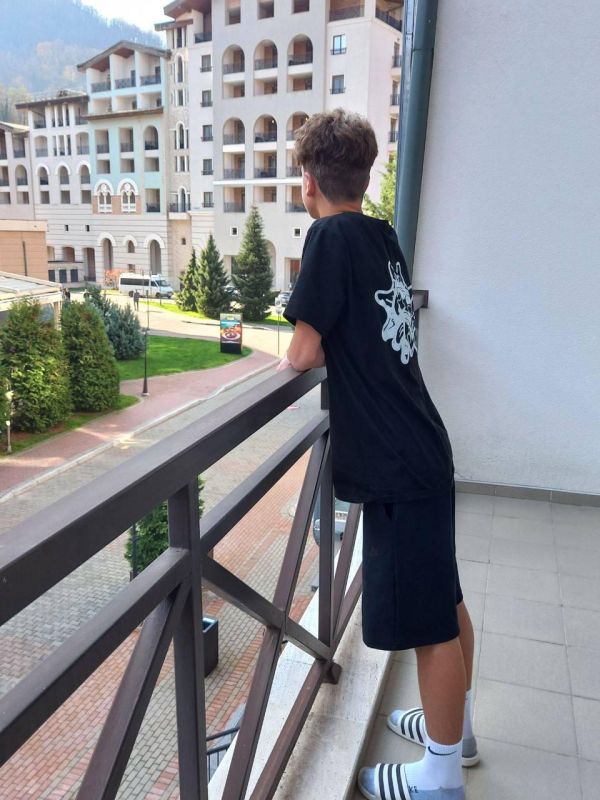 ����� ��������� ����� ����������� �� �����-������������ � ����