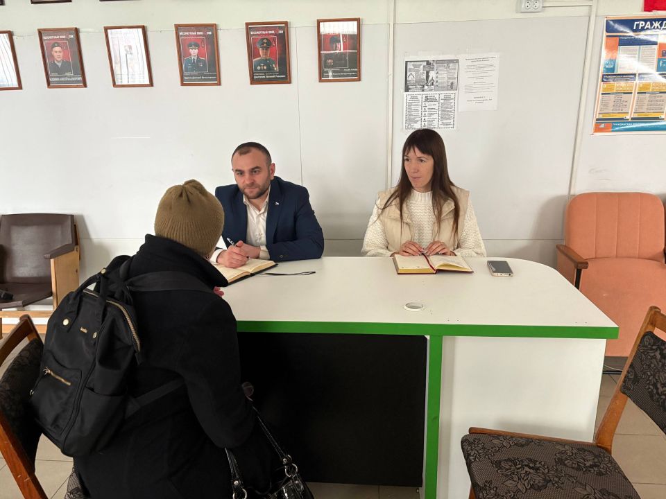 Личный прием граждан прошел в Новой Каховке