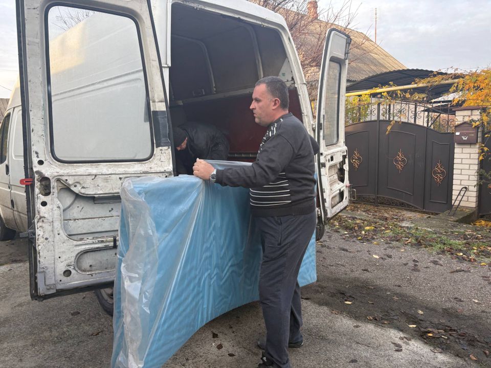 Владимир Оганесов: Уважаемые новокаховчане!. Жители нашего округа — это наша большая семья, и в семье не оставляют в беде тех, кому особенно трудно