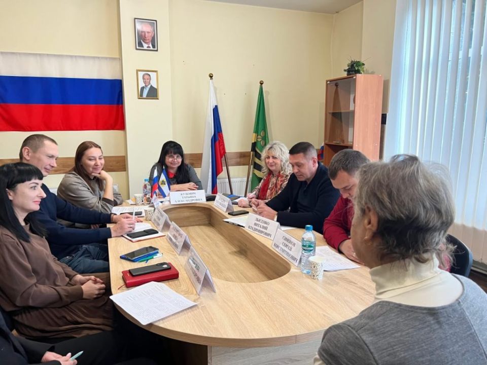 Детскую площадку обновят в Новониколаевке по поручению Губернатора