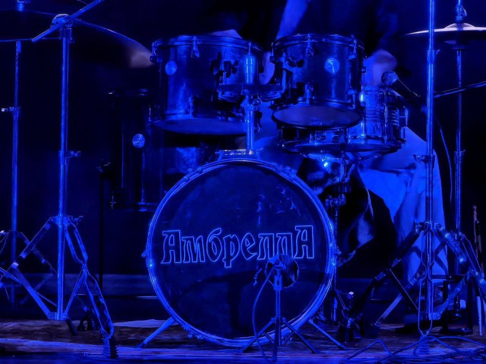     &quot;&quot;: ,    !