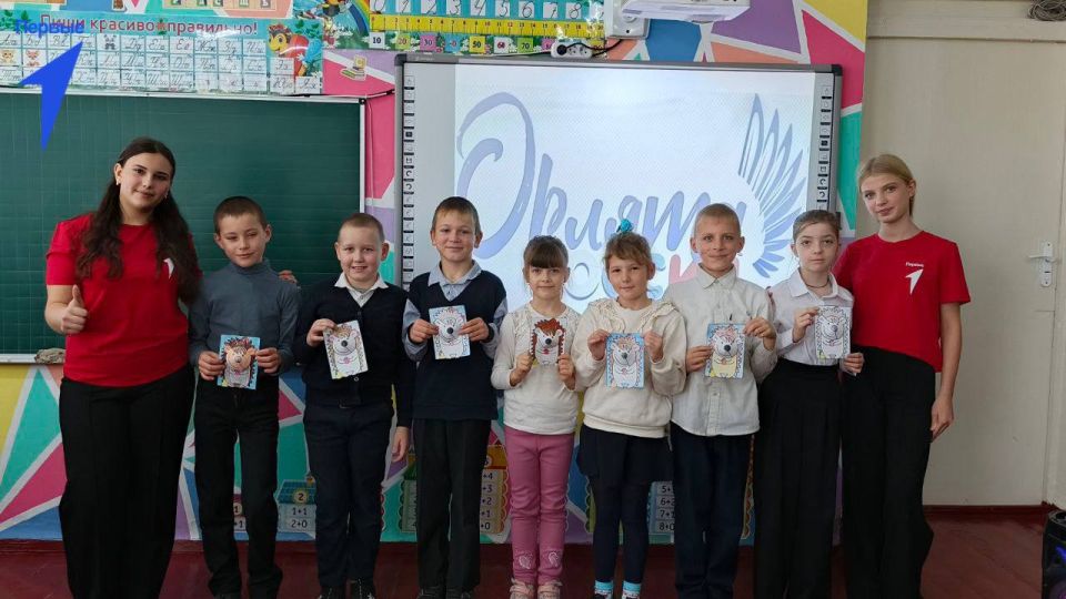 Первые Строгановской школы провели творческий урок для третьеклассников