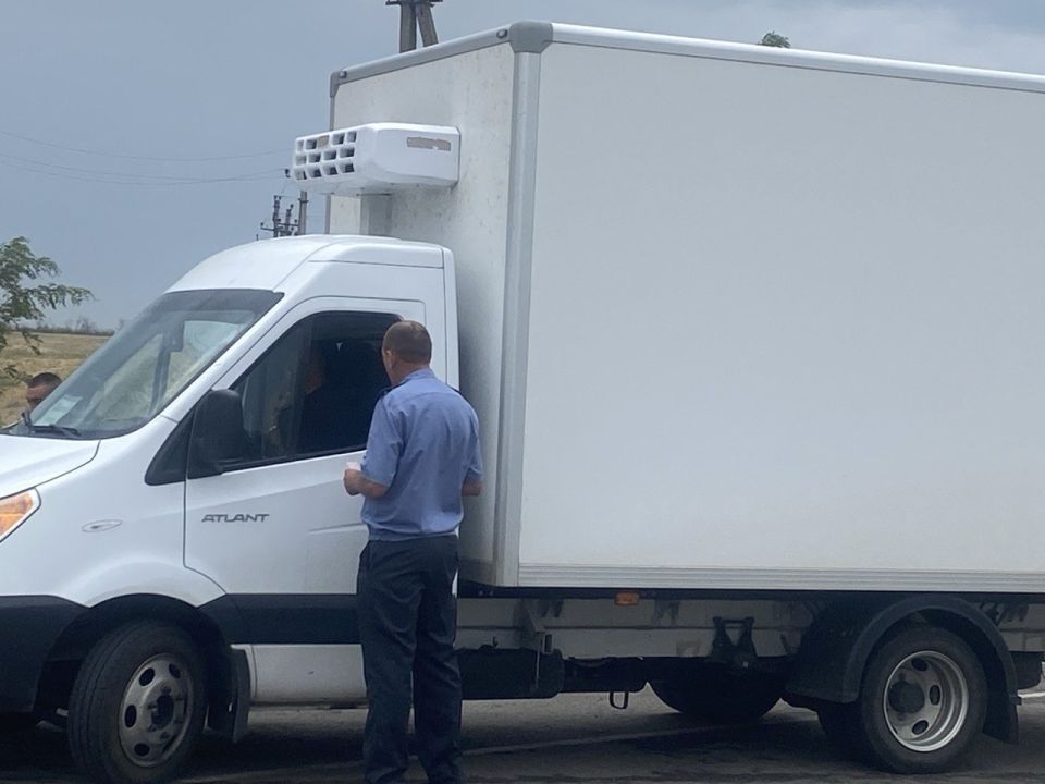 Свыше 120 кг просроченной колбасы пытались ввезти в Крым