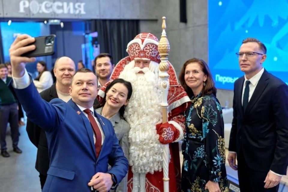 Стартовала всероссийская акция «Ёлка желаний»!