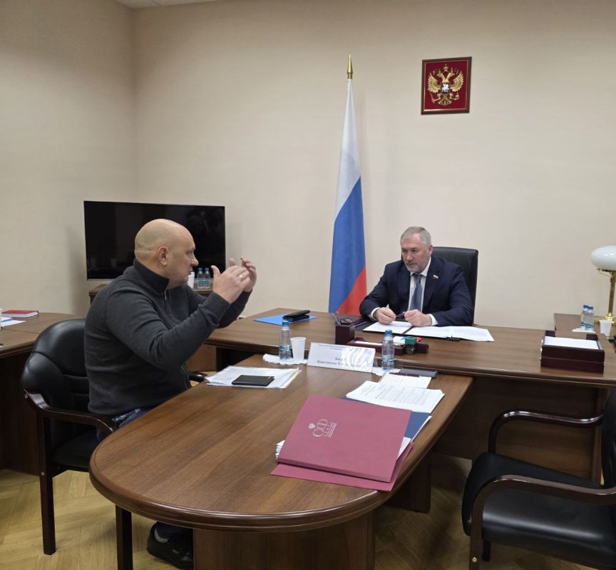  :   .  ,        ,   ,    