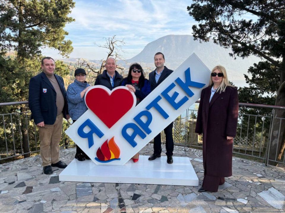 В «Артеке» прошел День Херсонской области