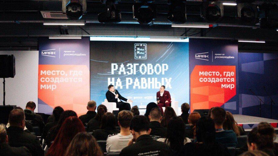 Молодежь из Херсонской области встретилась с ветераном СВО