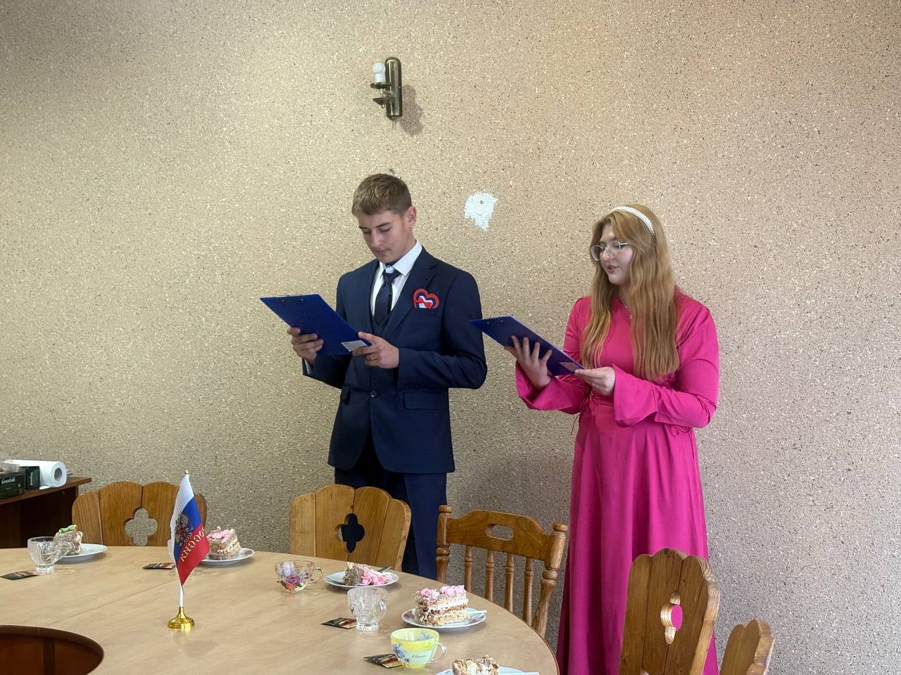 Виталий Титаренко: Сердечное поздравление ко Дню матери