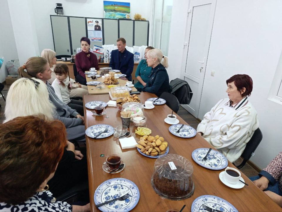 Мамы и жены защитников Херсонщины встретились с главой Генического муниципального округа