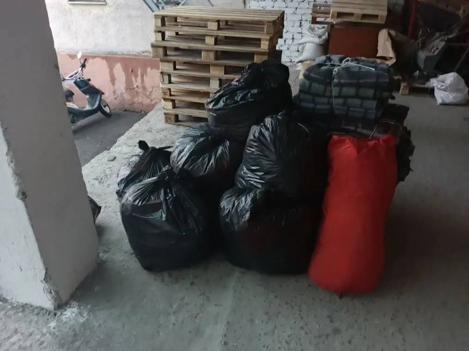 Владимир Оганесов: Дорогие друзья, земляки!. Стараюсь постоянно, без устали, поддерживать наших бойцов