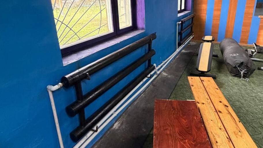 Бригада из Рязани отремонтировала отопление в Чаплинском центре детского творчества