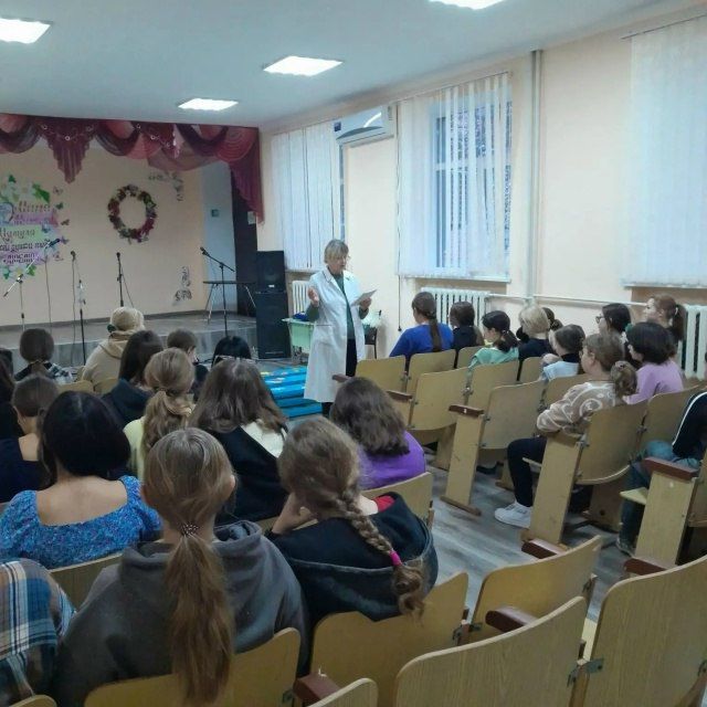    &quot; &quot;     ,       /