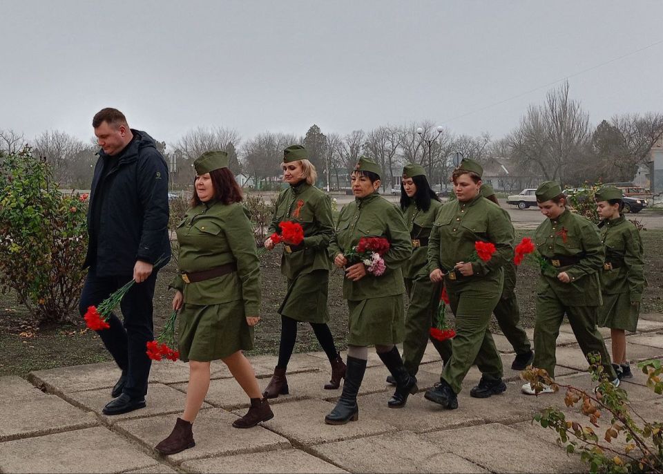 День Неизвестного Солдата — памятная дата в России, ежегодно отмечаемая 3 декабря