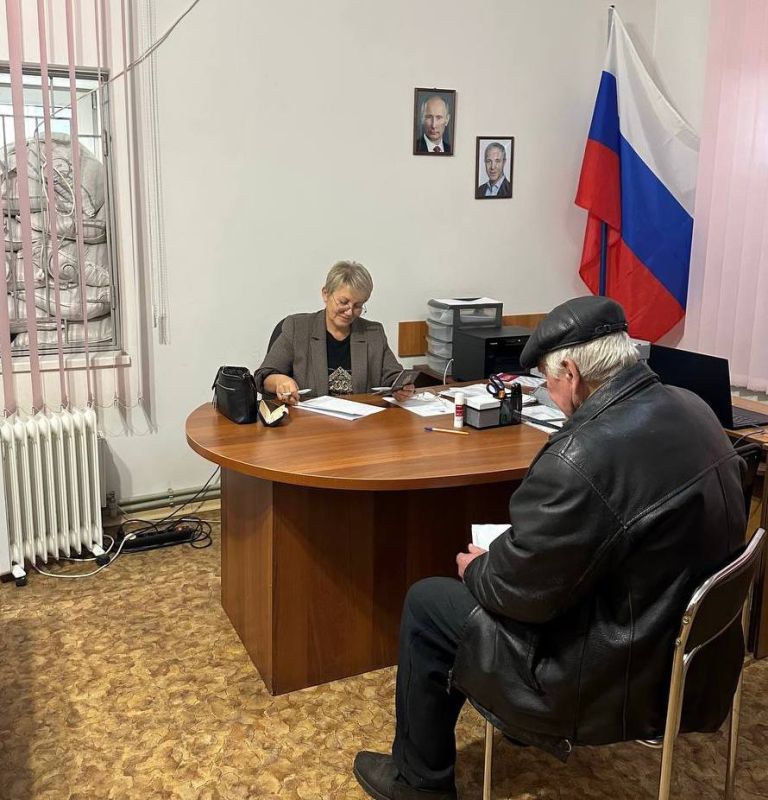 Приём граждан провела заместитель председателя Каховского Совета депутатов Филипчук Елена