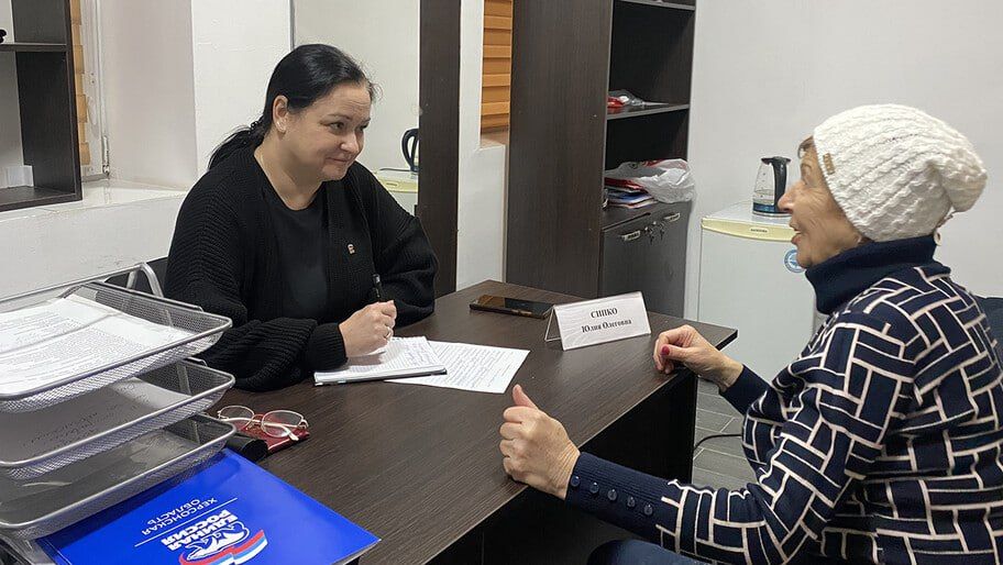 За два дня в Херсонской области приняли более 40 обращений на приемах по ЖКХ и пенсиям