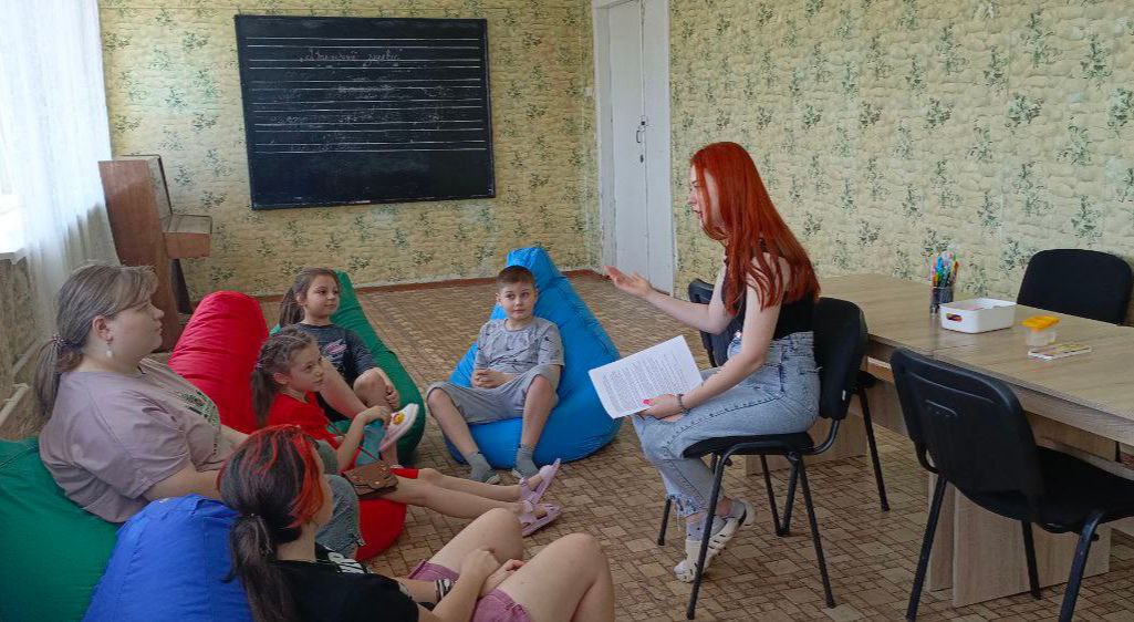 Театральная студия "Волшебный занавес" приглашает в мир творчества