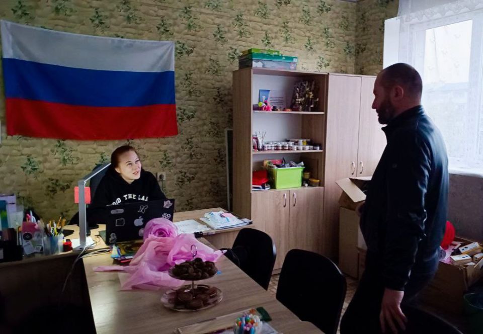 Глава Каховского округа Павел Филипчук провел серию совещаний с сотрудниками культурного центра