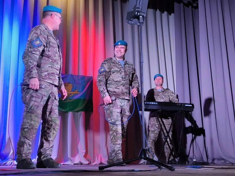 В Алешкинском округе в канун праздника Дня Героев Отечества состоялась теплая встреча с матерями и близкими тех, кто участвует в спецоперации